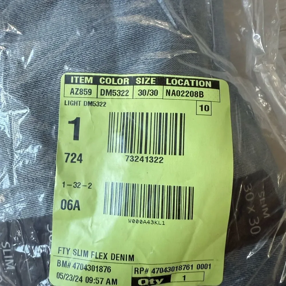 J Crew Slim-fit jean in signature flex Light Denim‎ Blue 30X30 NWT in packaging